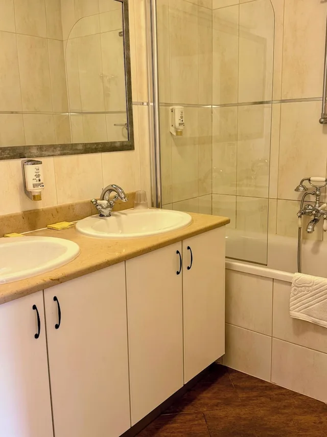 شقة بإطلالة على المسبح بغرفة نوم واحدة في الطابق الأرضي، Vila Riva Apartments 6/9