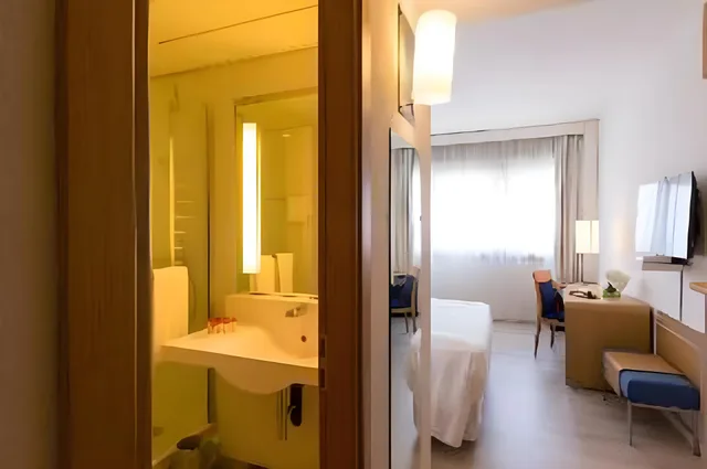 غرفة اقتصادية بسرير مزدوج، Living Place Hotel 1/1