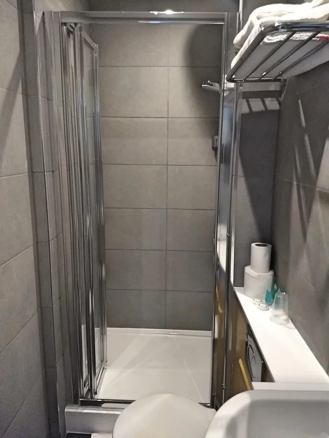 Room, Single, External Bathroom، GARDEN COURT HOTEL 5/10