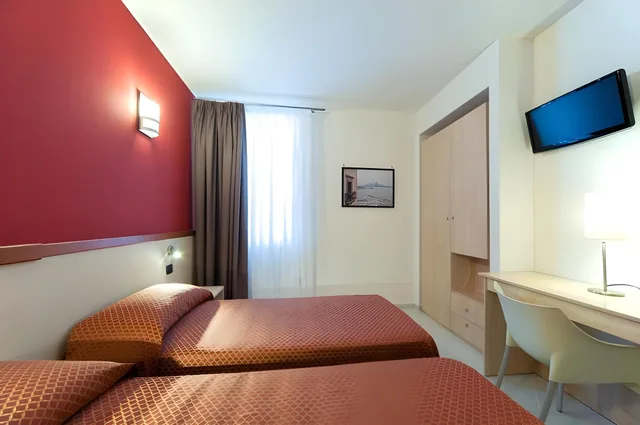 غرفة مفردة، HOTEL TIEMPO 1/2