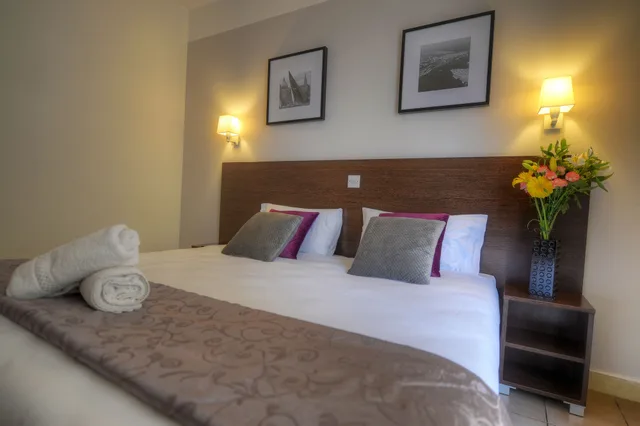 غرفة اقتصادية بسرير مزدوج أو سريرين منفصلين، Carlton Hotel Malta 4/5