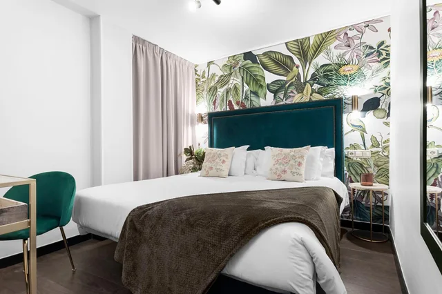 Economy, Double Bed, Los Girasoles I 1/3