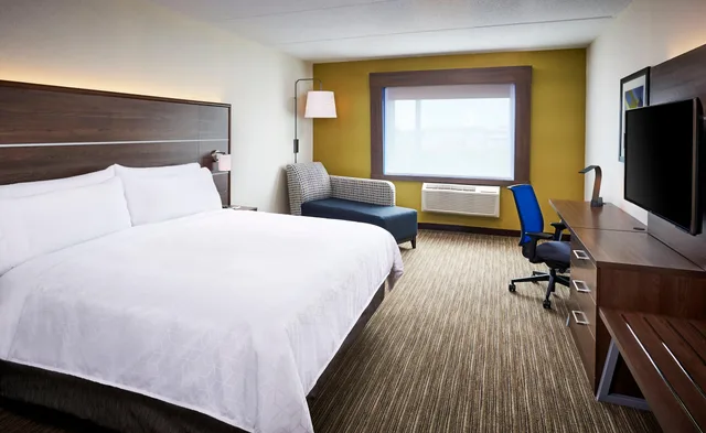 غرفة بسرير كينج، Holiday Inn Express Niagara On the Lake 2/4
