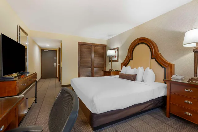 Room, King Bed, North Tower، Best Western Plus Boomtown Casino Hotel 3/4