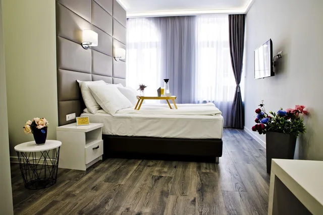 City, Studio, King Bed, Plovdiv City Center Hotel 1/2
