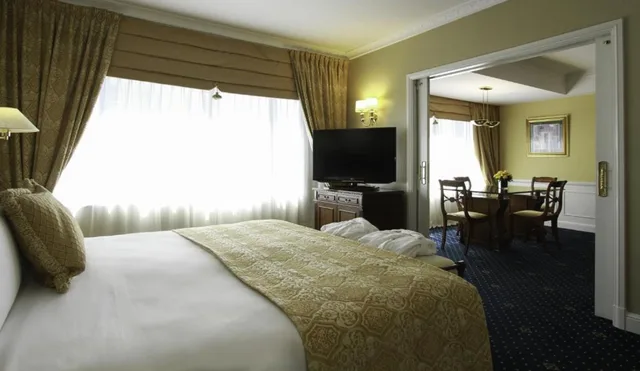 جناح جونيور مفرد، Hotel Emperador Buenos Aires 2/2
