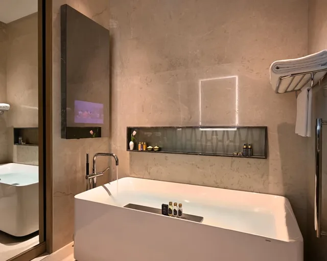 Taj Club, King Bed, City View، TAJ SANTACRUZ 3/3