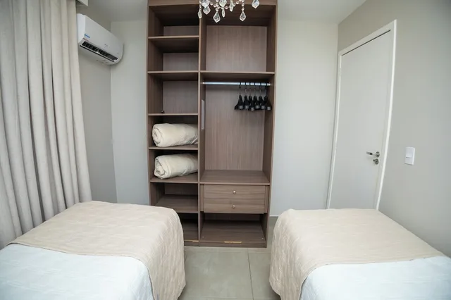 غرفة ديلوكس رباعية بسريرين منفصلين بإطلالة على المدينة مع أريكة، Concept Hotel Flat 2/9