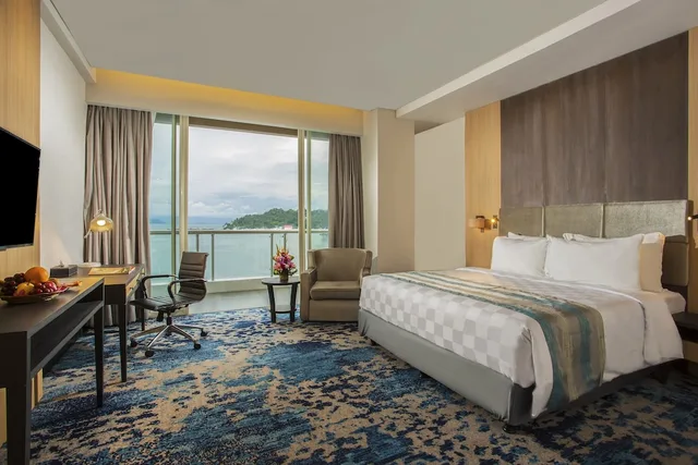 غرفة غراند ديلوكس بسرير مزدوج، Swiss-Belhotel Papua Jayapura 1/4