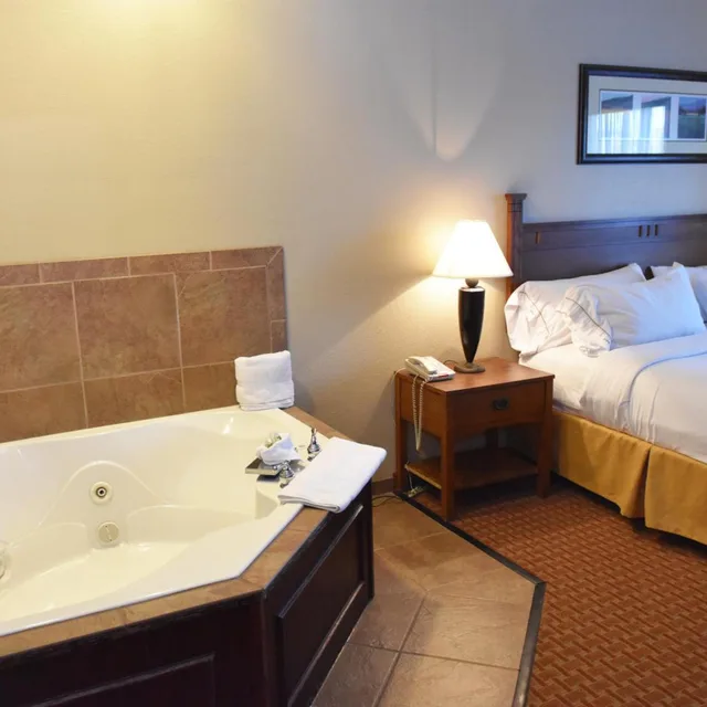 1 Bedroom, Superior, Suite, King Bed, Baymont Inn & Suites By Wyndham Sturgis 2/7