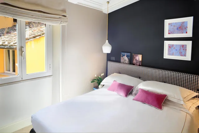 جناح جونيور بسرير كوين، Nerva Boutique Hotel 1/6