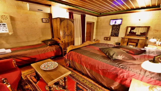غرفة اقتصادية ثلاثية بسرير مزدوج وسرير فردي، Harman Cave Hotel 4/10