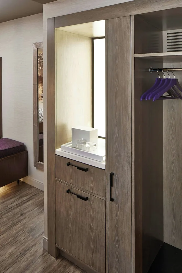 غرفة بسريرين مزدوجين لذوي الإعاقة، The Del Monte Lodge Renaissance Rochester Hotel Spa 4/5