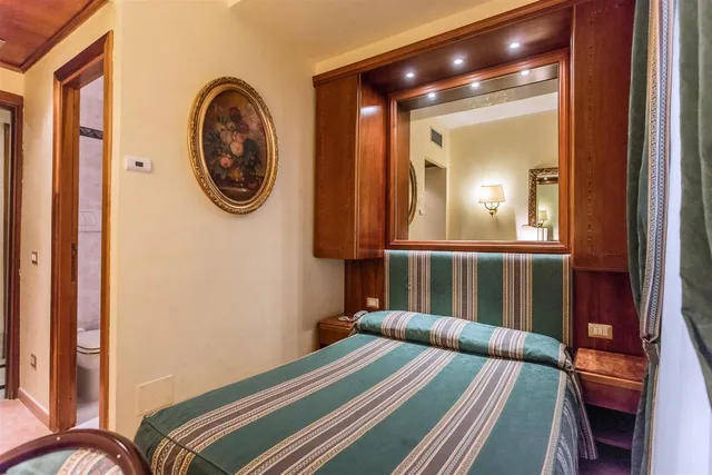 Ecomony Double، Raeli Hotel Lux 1/1