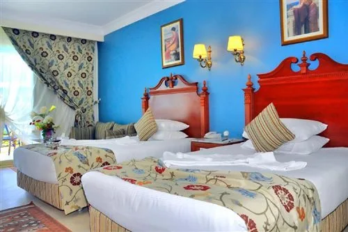 غرفة عائلية بإطلالة على المسبح، Titanic Palace 2/3