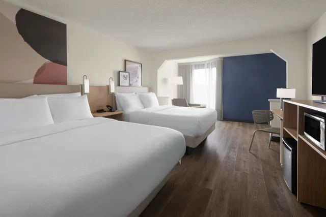 Room, 2 Queen Beds, Spark by Hilton Florence North I-95, SC 1/3