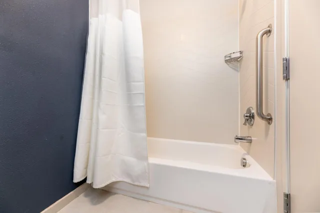 غرفة بسرير كينج، Fairfield Inn Suites By Marriott Spearfish 7/7
