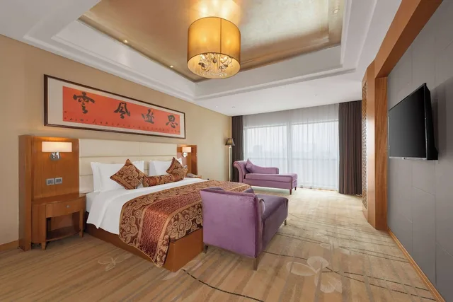 Superior, Suite, King Bed, Wyndham Putian Downtown 1/1