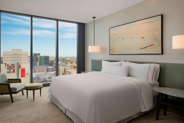 جناح تنفيذي بسرير كينج بإطلالة على المدينة مع دخول صالة النادي، The Westin Perth 2/4