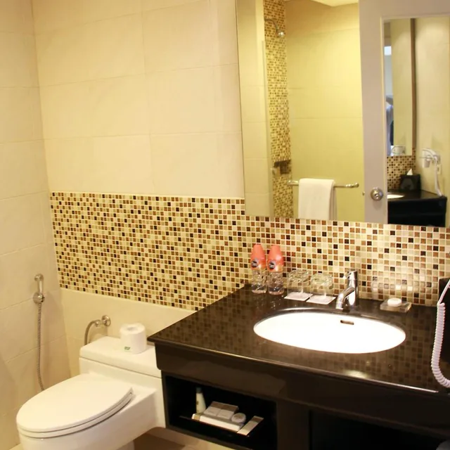Superior, King Bed, Executive Level، Java Paragon Hotel And Residences 5/7