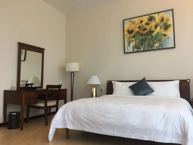غرفة بريميير بـ3 غرف نوم، CM Plus Service Apartment Shenzhen Taige 2/5