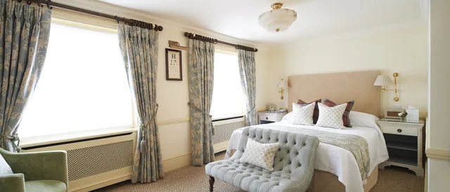 Suite, King Bed, Durrants Hotel 3/10