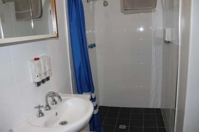 Heritage, Family, Twin Beds، Alpine Heritage Motel 3/4