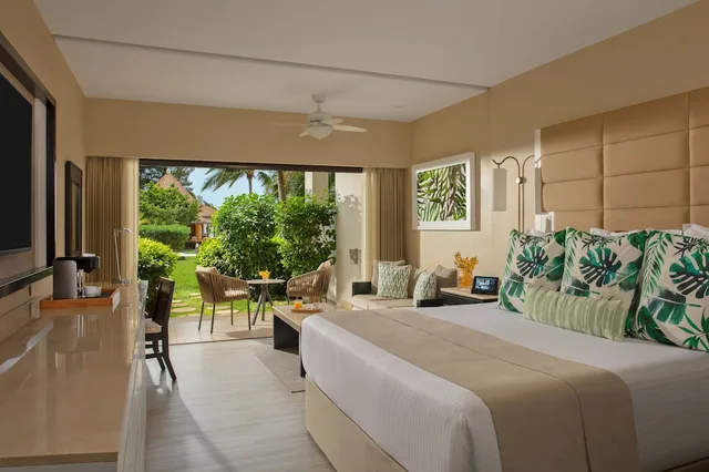 جناح جونيور بسرير كينج بإطلالة على الحديقة، Secrets Wild Orchid Montego Bay - Adults Only 2/4