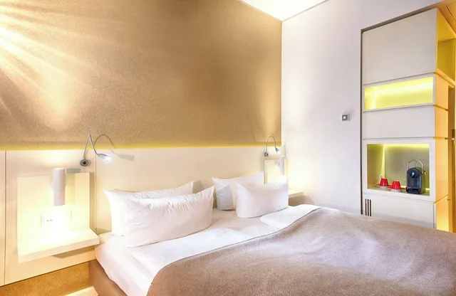 غرفة تنفيذية بسرير كينج، LEONARDO HOTEL BERLIN MITTE 1/7