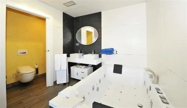 غرفة كلوب بسرير مزدوج أو سريرين منفصلين، Hotel Salobrena Suites 8/8