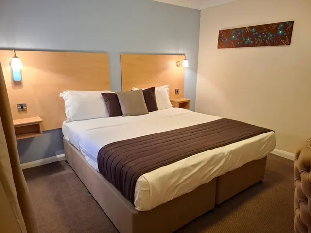 غرفة ديلوكس بسرير مزدوج، Borough Arms Hotel 4/8