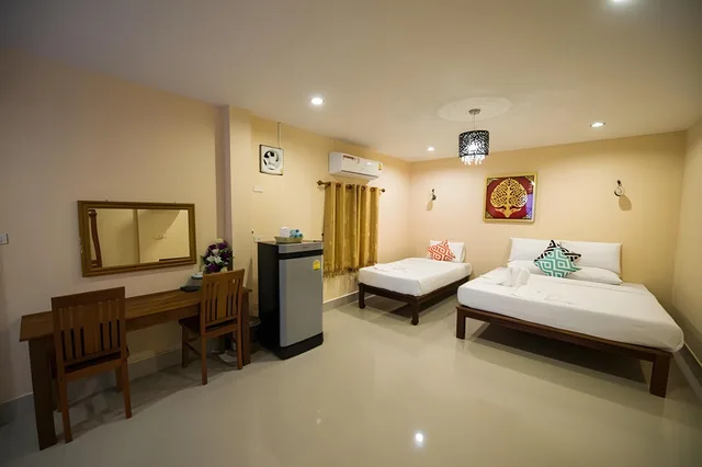 غرفة ديلوكس بسرير مزدوج وسرير فردي، Srisiam Resort 2/3