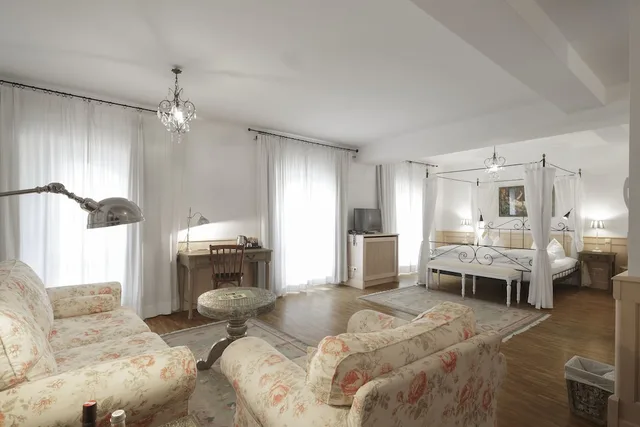 غرفة مفردة بسرير كينج، Hotel Orphée - Großes Haus 3/3