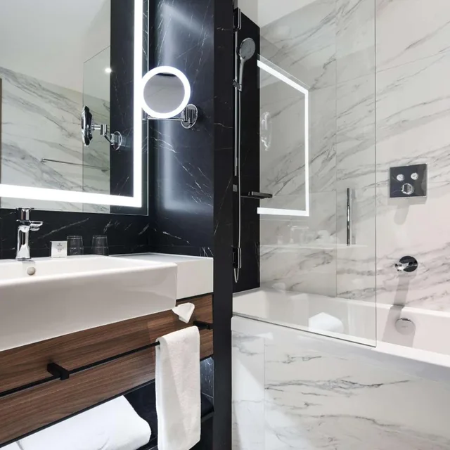 Executive, City Center View, Lounge Access، Radisson Collection Hotel Warsaw 7/8