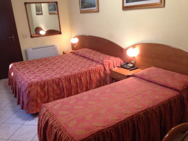 Room, Triple, 1 Queen and 1 Single Bed, Hotel La Caravella 3/8