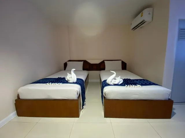 غرفة قياسية بسريرين منفصلين، Imperial Sakon Hotel 2/5