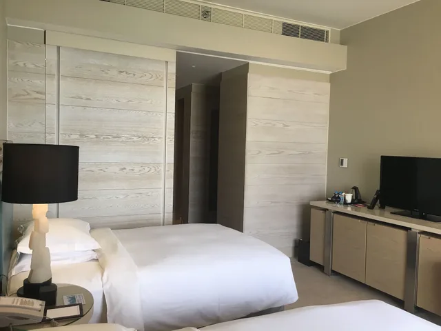 Room, King Bed, Sea View, Hilton Dead Sea Resort and Spa 4/6