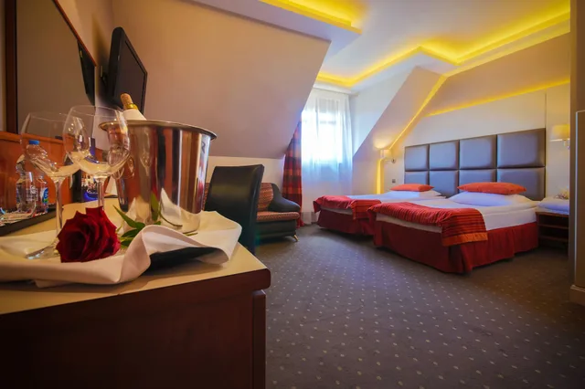 غرفة أساسية ثلاثية بغرفة نوم واحدة، Galicja Hotel 5/10