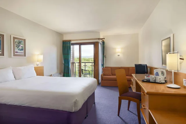 غرفة بسرير كينج، Days Inn by Wyndham Lockerbie Annandale Water 1/1
