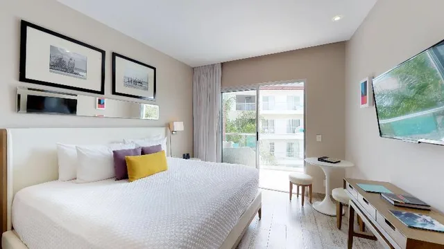 Collection, The Fives Beach Hotel - A la Carte All Inclusive 1/1