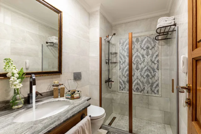 غرفة سيغنتشر بسرير كينج بإطلالة على المدينة بشرفة، Sultanhan Hotel 3/3
