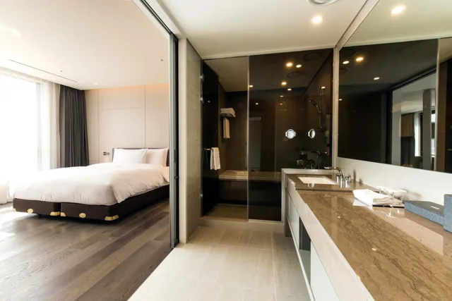 Pool, Suite, Single, with Extra Bed, Hotel Nanta 4/10