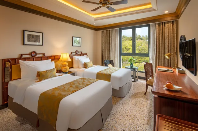 Deluxe, Double or Twin Bed, Silk Path Grand Hue Hotel 4/6