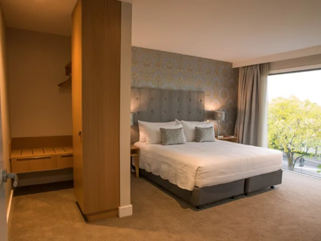 Premier One Bedroom Suite، Porters Boutique Hotel 6/6