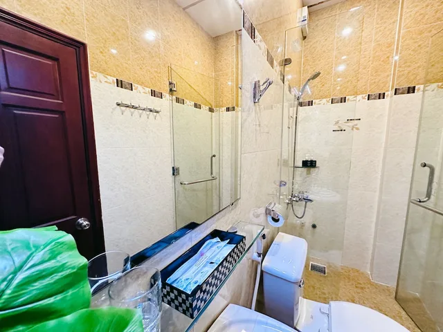 غرفة بريميوم بسرير كوين، Calmette Hotel 1/1