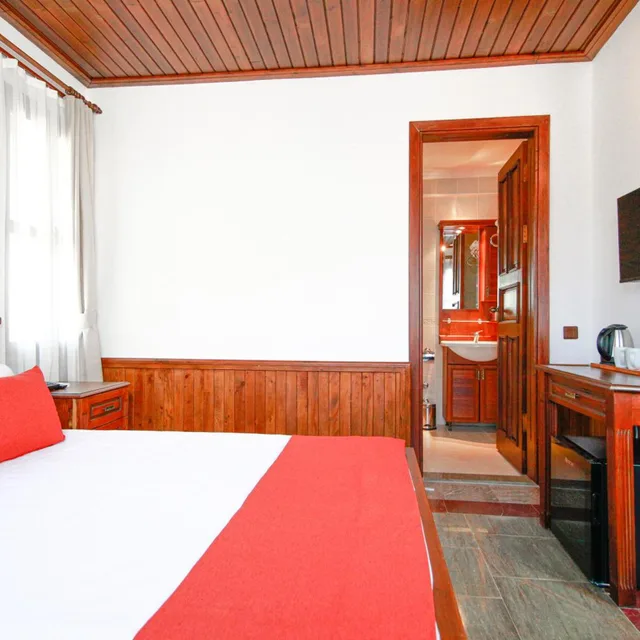 غرفة بسرير مزدوج بإطلالة على الجبل، Enso Inn 8/10