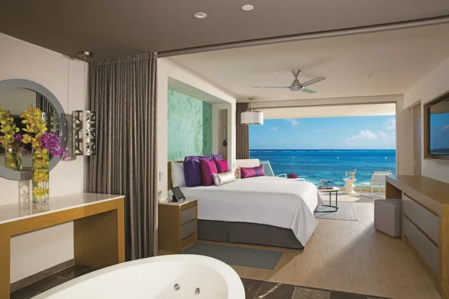 Xhale Club, Master, Suite, King Bed, Ocean Front، Breathless Riviera Cancun Resort & Spa - Adults Only 1/1