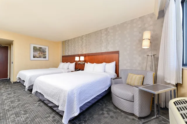 غرفة بسريرين كوين بإطلالة على الجبل، Courtyard By Marriott Denver Cherry Creek 6/8