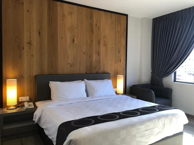 غرفة بريميير بسرير كينج، FRAME HOTEL 1/4