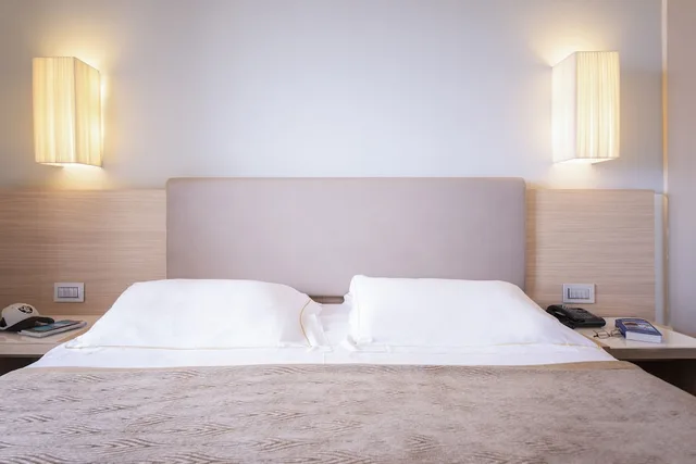 غرفة سوبيريور بسرير مزدوج بإطلالة على البحر، Hotel Calabona 3/5